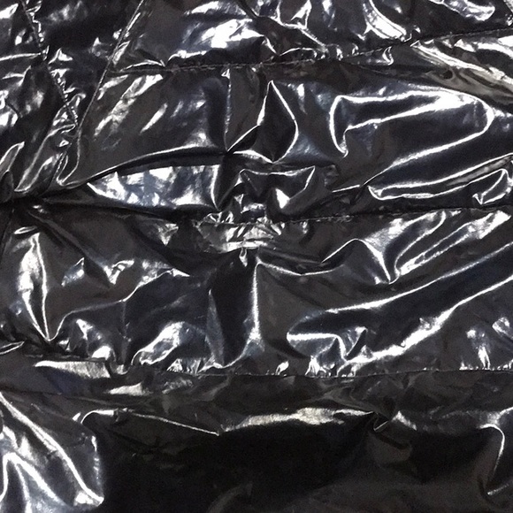 Zara kids shiny navy blue long puffer coat parka. Used like new condition. - Picture 3 of 3